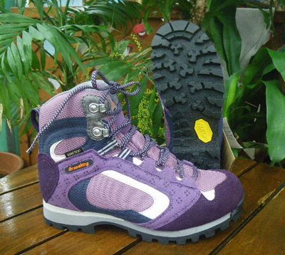 縦走向き軽登山靴-登山用品と山スキーのヨシミスポーツ